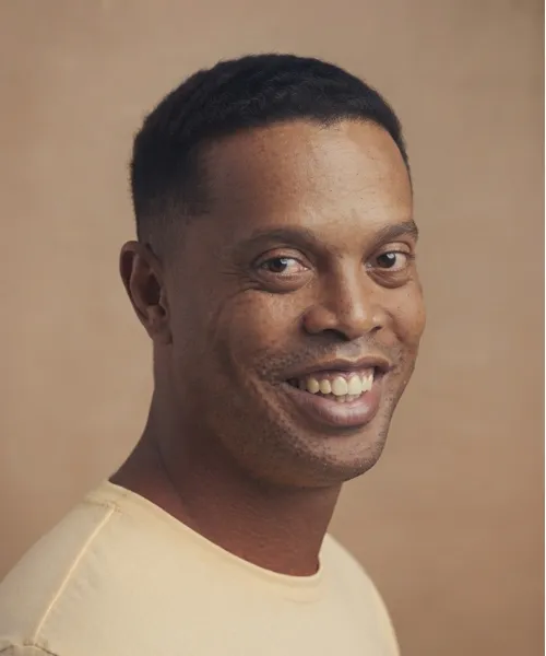 Ronaldinho Short Hair: Clean, Fresh, and Modern